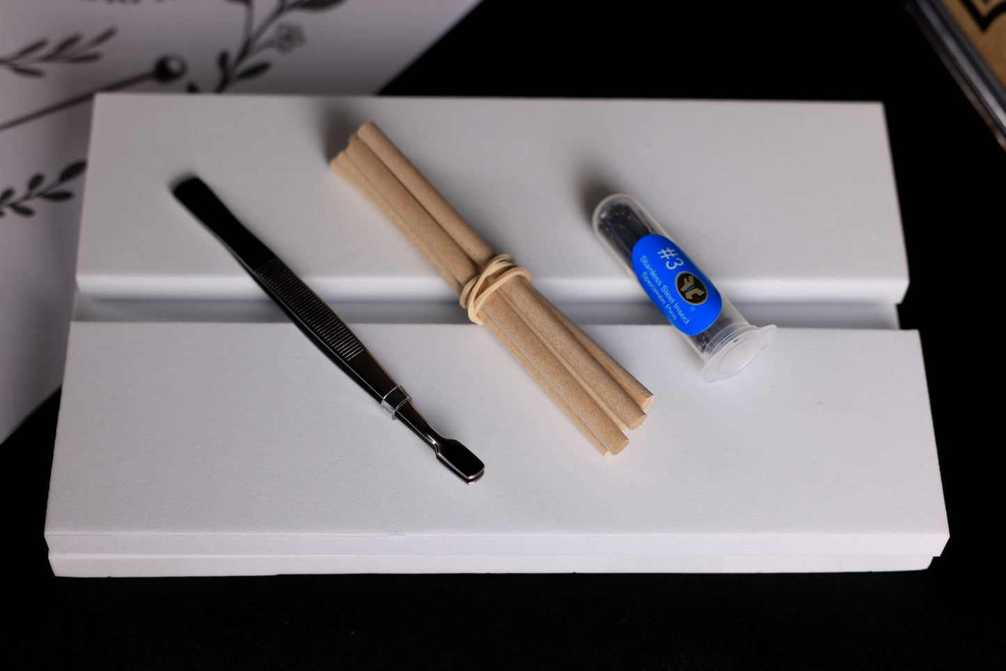 Butterfly Mounting - Starter Kit Manual with 4 specimens